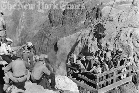 A Historical Photo Gallery of the Building of Hoover Dam | Boulder City ...