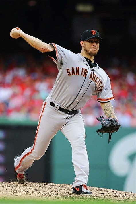 Peavy, Giants edge Nats