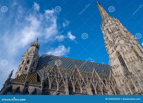 Beautiful Roof of St. Stephen S Cathedral or Stephansdom in Vienna ...