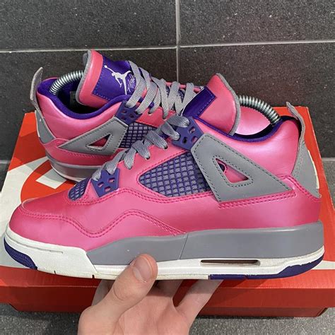 Nike air jordan 4 pink foil (2013) Very good... - Depop