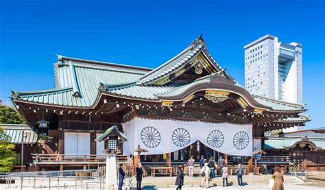 Yasukuni Shrine | Tokyo Cheapo