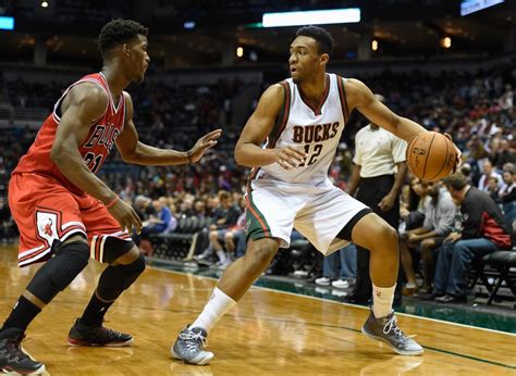 Milwaukee Bucks Rookie Jabari Parker Out For The Season Due To ACL Injury | The Source