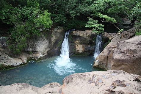 Costa Rica Volcanoes To Visit-Arenal-Poas-Rincon De La Vieja