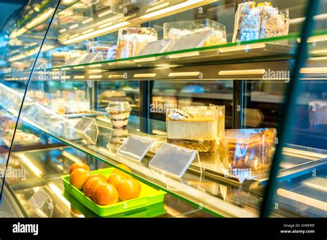 Cakes in a coffee shop Stock Photo - Alamy