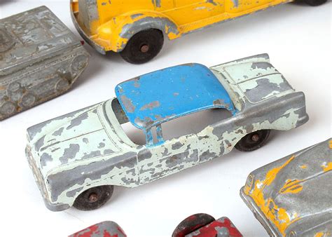 Vintage Die-Cast Metal Toy Cars : EBTH