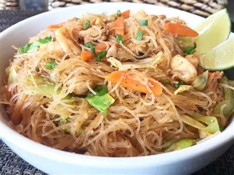 Chicken and Shrimp Pancit Bihon | Pancit, Pancit recipe, Chicken and shrimp