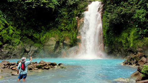 Rio Celeste, Costa Rica – The Magic Blue Colored River With A Brush of The Gods ...