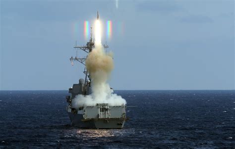 USN's Guided Missile Destroyers Launch Standard Missile 2 (SM-2) | Global Military Review