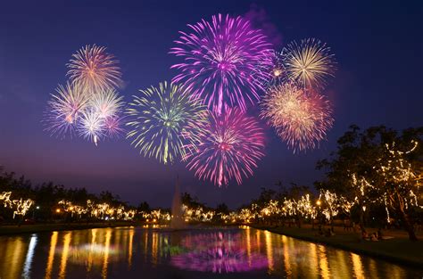 Download Reflection Light Night Photography Fireworks 4k Ultra HD Wallpaper