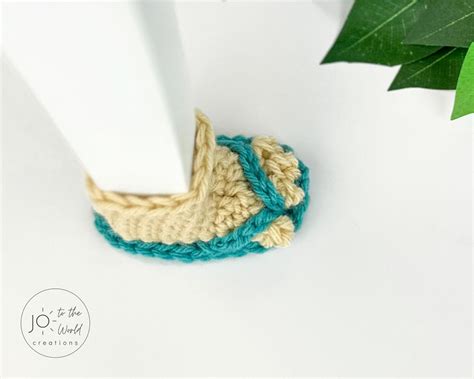 Flip Flop Chair Socks Crochet Pattern | AllFreeCrochet.com