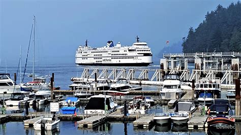 "BC Ferry Leaving Horseshoe Bay" by Lesliebc | Redbubble