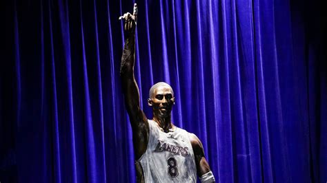 Behind the scenes: Kobe Bryant's statue design