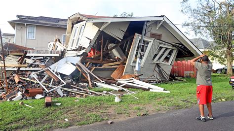 Videos, photos of damage in New Orleans after Hurricane Ida landfall