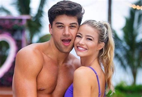 'Love Island' Couple Zac Mirabelli and Elizabeth Weber Call It Quits