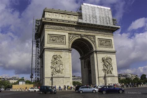 Arc de Triomphe in Paris France | Under rénovation. | Artotem | Flickr