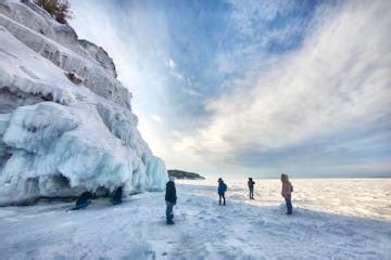 Bruce Peninsula Winter Hike | Toronto EcoAdventures