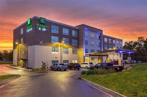 HOLIDAY INN EXPRESS WILLIAMSBURG, AN IHG HOTEL - Updated 2021 Prices, Reviews, and Photos (KY ...