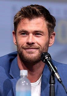 Chris Hemsworth - Wikipedia