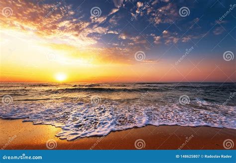 Beautiful Golden Sunset Over the Beach. Stock Image - Image of indonesia, boracay: 148625807