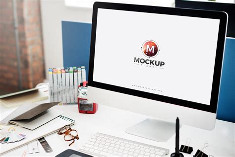 Free Computer Mockup For Website Screen Presentation - Mockup Planet