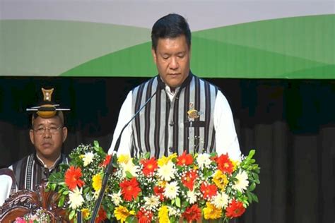 BJP Leader Pema Khandu Sworn In As Arunachal Pradesh CM For Third ...