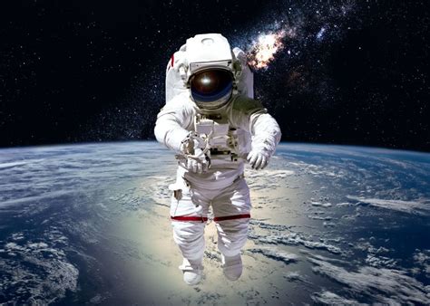 Why Do Astronauts Wear Space Suits? - Space Camp Türkiye - Summer and Winter Camps for Children ...