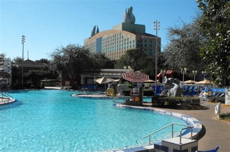 Walt Disney World Dolphin Hotel - 5 Pools - 4 Hot Tubs - Water Slide