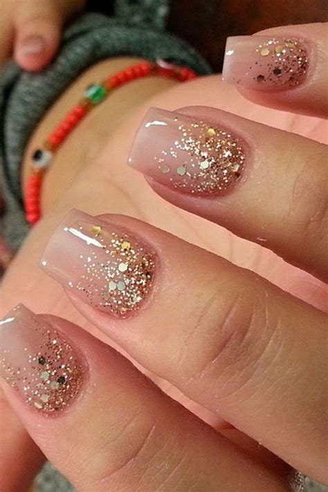 10 Amazing Glitter Nails For Women | Styles Weekly