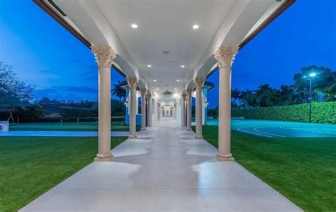 Tyreek Hill's $6.9M New House in Miami, Florida - Famous House