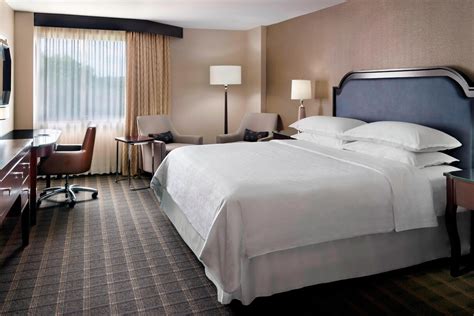 Place To Stay in Charlotte, NC | Sheraton Charlotte Airport Hotel