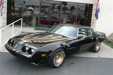 1980 PONTIAC FIREBIRD TRANS AM COUPE BANDIT EDITION