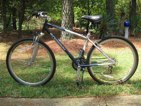 Schwinn Trailway Hybrid 21-Speed 700C Men's Bicycle | #117193222