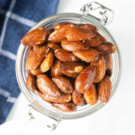 Easy Honey Roasted Almonds | Hint of Healthy