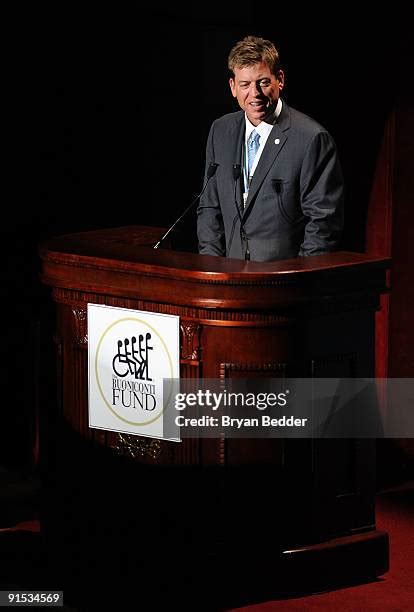 Troy Aikman Foundation Photos and Premium High Res Pictures - Getty Images