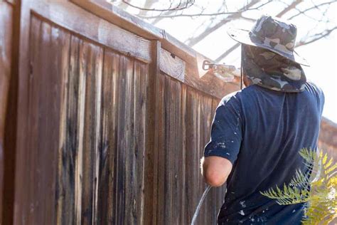 How the Best Fence Stain Makes a Difference