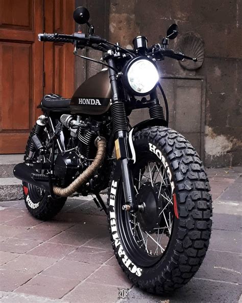 Clean scrambler Honda 125 SCRAMBLER by @zdrcustom We support the tracker and scrambler community ...