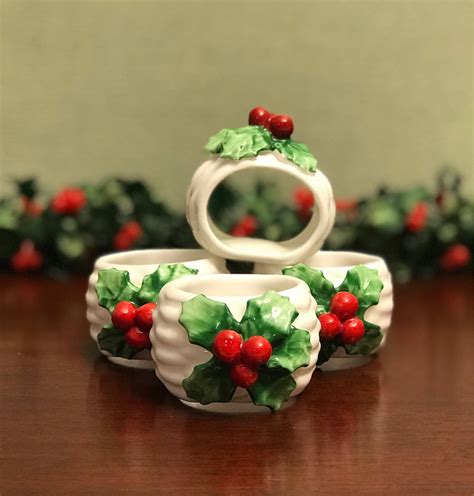 Vintage Holly Napkin Rings, Porcelain Christmas Napkin Rings, 4 piece set, D standing Napkin ...