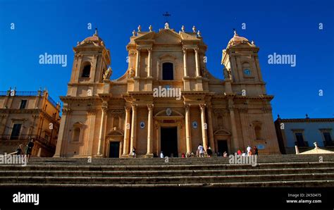 Italy, Sicily, baroque angle, baroque city, Noto, baroque architecture ...