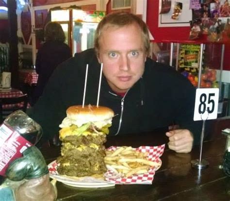 Burger Barn's Monster Burger Challenge (Baytown) - FoodChallenges.com - FoodChallenges.com