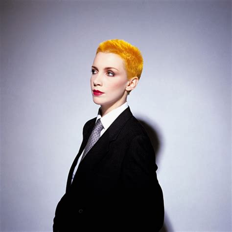 MUSINGS OF A SCI-FI FANATIC: Eurythmics: Sweet Dreams (Are Made Of This ...