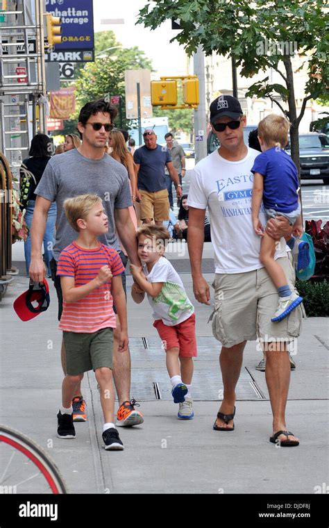 Simon halls matt bomer sons hi-res stock photography and images - Alamy