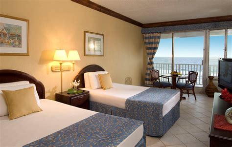 Deluxe guestroom at Holiday Inn Resort Montego Bay, Jamaica. #holidayinnresortjamaica # ...