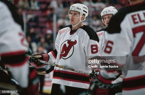 785 Alexander Mogilny Photos & High Res Pictures - Getty Images