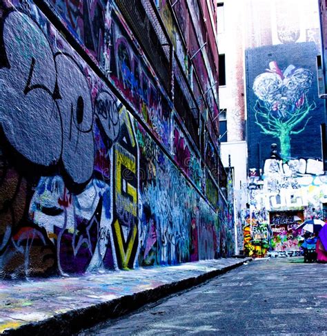 Street Art Melbourne 2 editorial stock photo. Image of melbourne ...