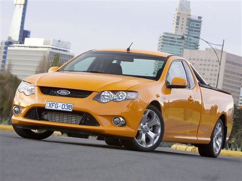 Ford FG Falcon XR6 Ute specs, 0-60, lap times, performance data - FastestLaps.com