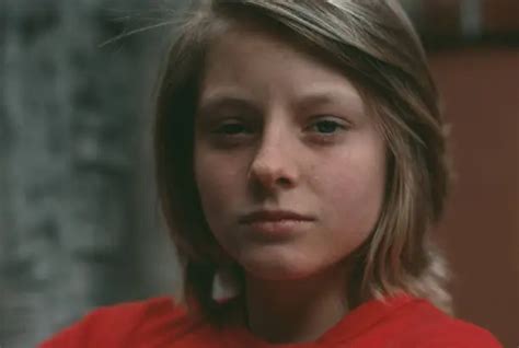 CHILD ACTRESS JODIE Foster Wearing A Red T Shirt April 1976 Old Photo $6.01 - PicClick
