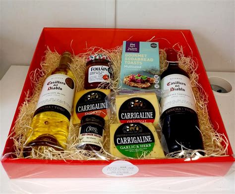 Irish Cheese and Wine Gift Hamper - Athlone Hampers