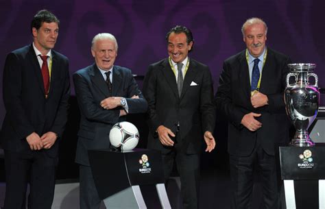 UEFA EURO 2012 Final Draw Ceremony - UEFA Euro 2012 Photo (27306616) - Fanpop - Page 3