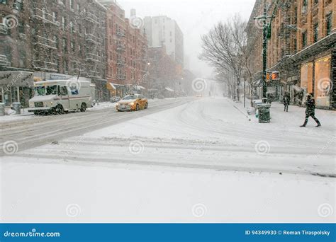 Snow storm in NYC editorial image. Image of covered, conditions - 94349930