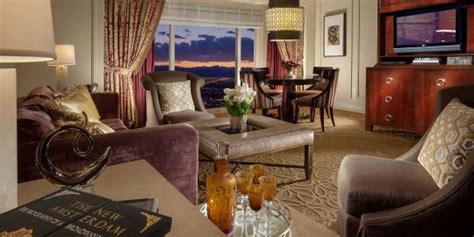 Book a Mind-Blowing Suite at the Palazzo Resort in Vegas for 49% Off